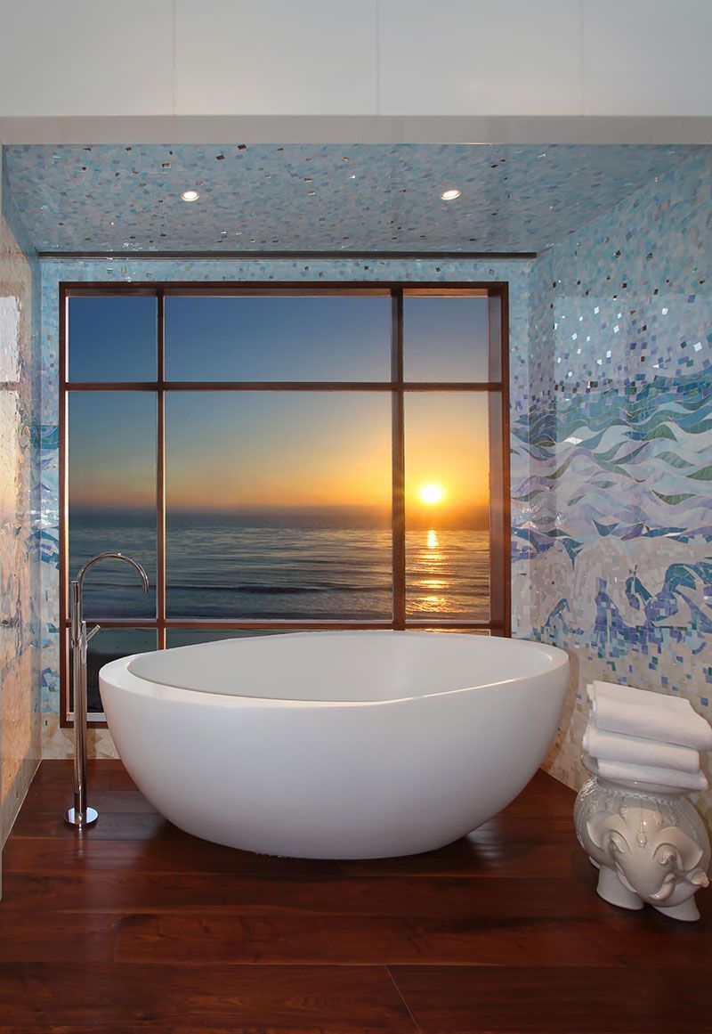 Романтичная и умиротворяющая атмосфера морского стиля в интерьере ванной