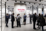 Saloni создает пространства на заказ с помощью плитки уникального дизайна