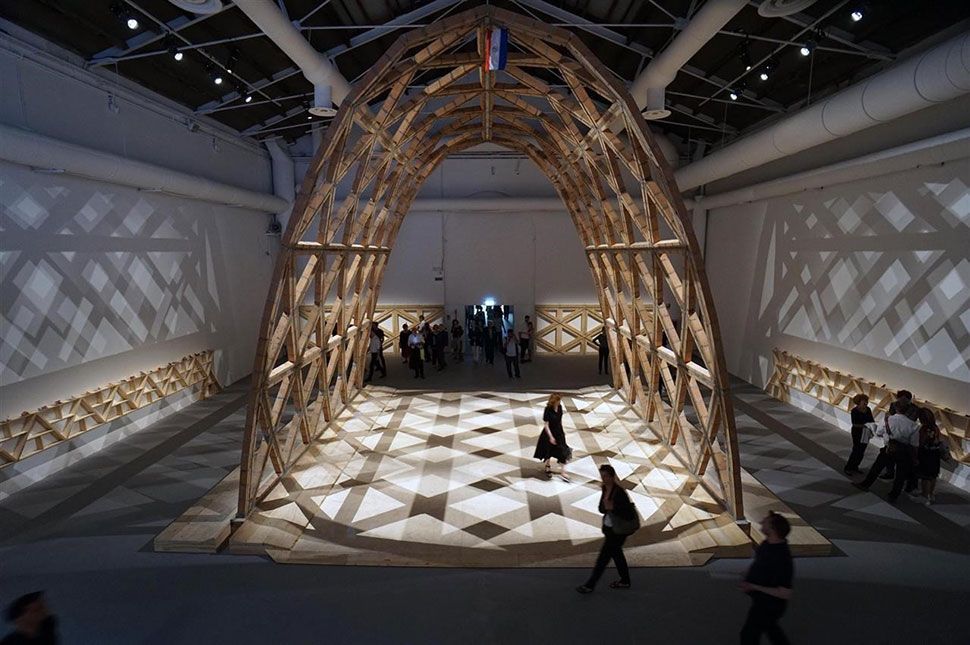 Парагваец Solano Benítez со своей студией Gabinete de Arquitectura получил «Золотого льва» на Венецианской биеннале архитектуры