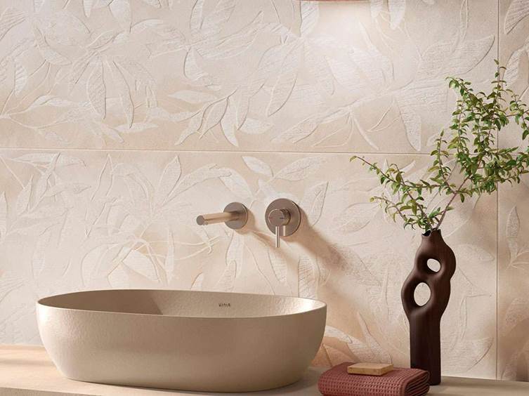 матовый керамогранит для ванной комнаты в светлых тонах