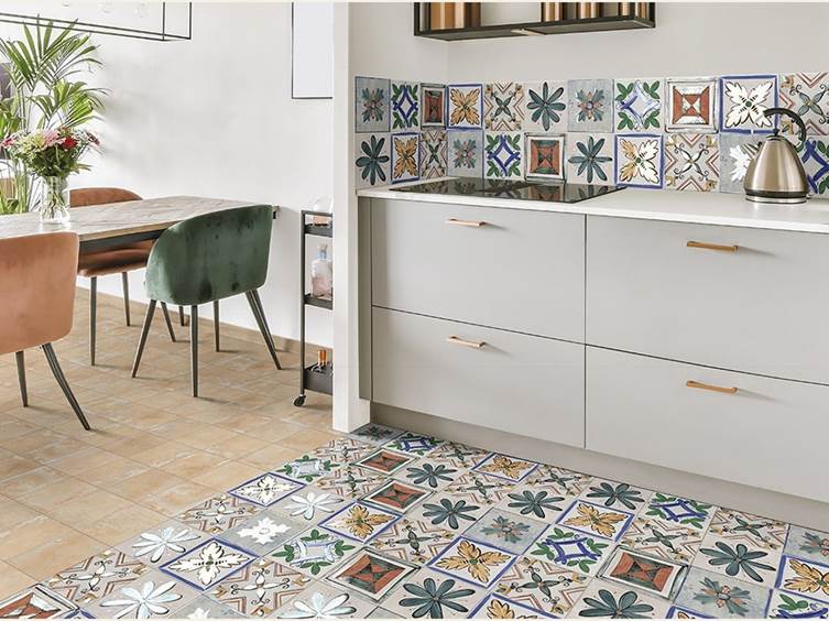 керамогранит в прованском стиле для кухни-гостиной