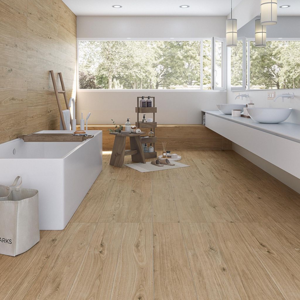 На фото керамогранит Vives Ceramica серии Kokkola коллекции Extra Ordinary Ceramic Wood для пола в ванной