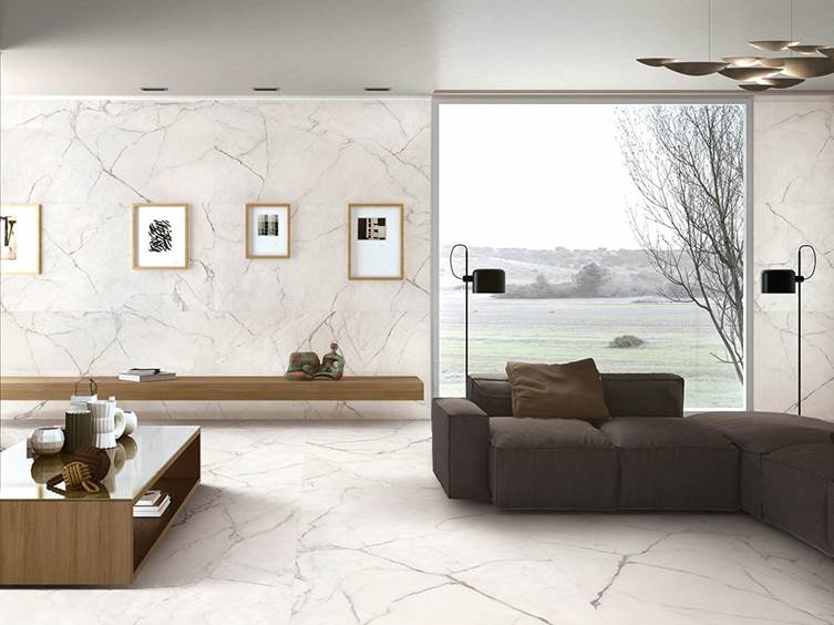 матовый керамогранит под мрамор в светлых тонах