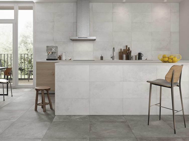 керамогранит для кухни в светло-серых тонах