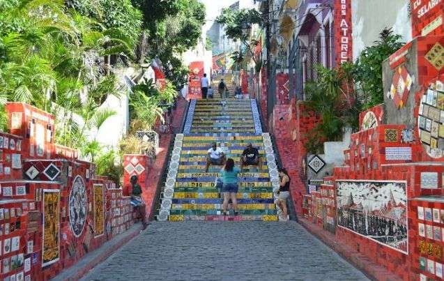 Ступени Escadaria Selaron, Рио-де-Жанейро, Бразилия