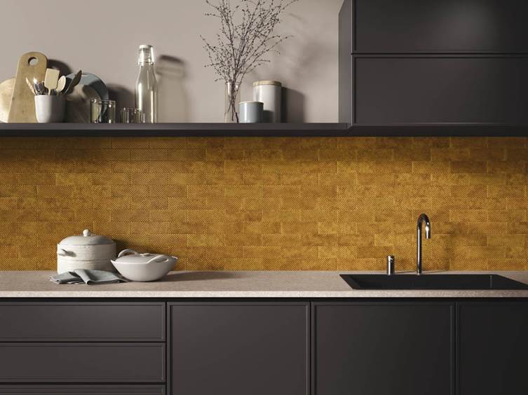 яркий керамогранит для дома на кухонный фартук