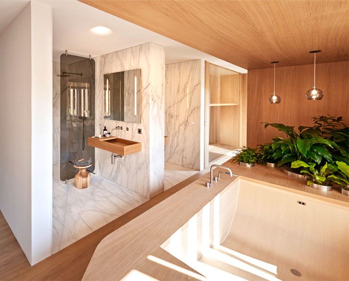 Этот проект японского архитектора Кенго Кума для создания личного оазиса вокруг ванной комнаты черпает вдохновение из всемирно известной традиции деревообработки и изысканных ремесел Японии.