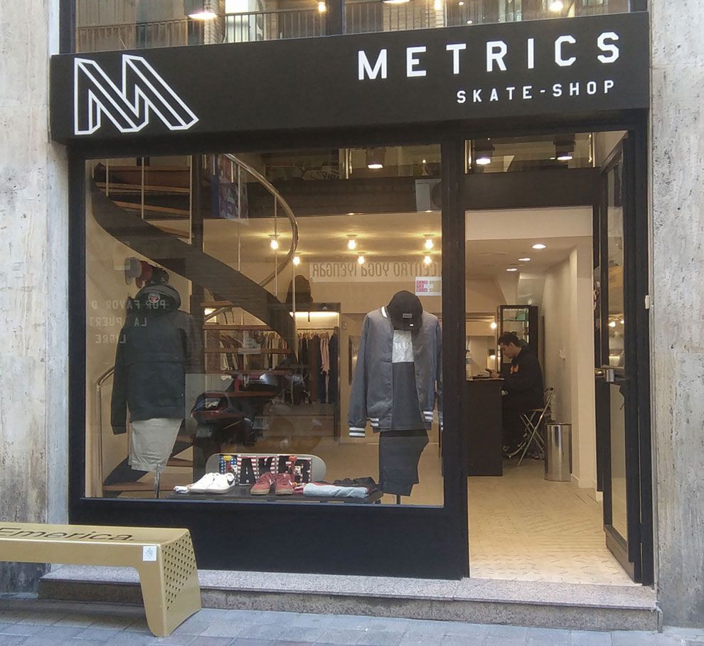 Дизайн магазина «Metrics Skate Shop» (фото 2)