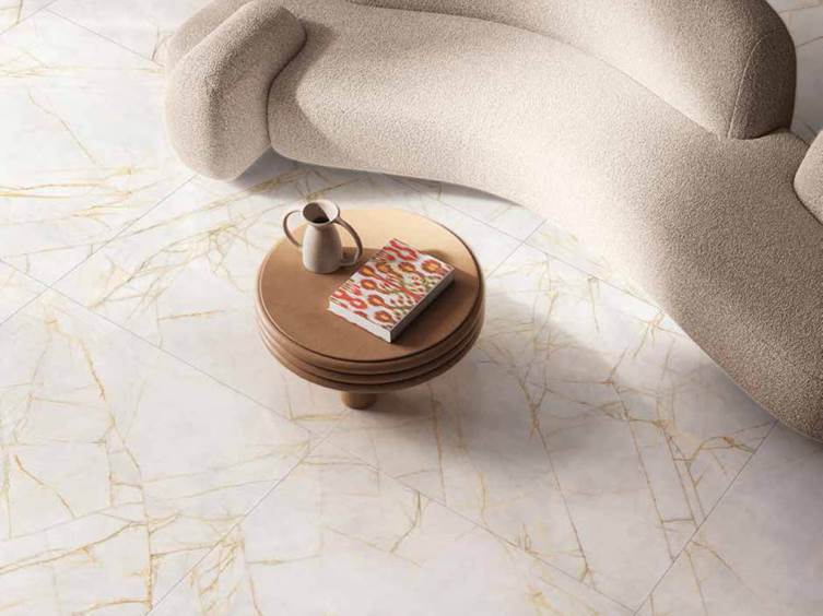 керамогранит с рисунком под мрамор в гостиную в светлых тонах