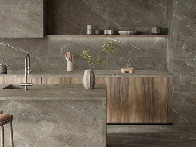 столешница для кухни из крупноформатного керамогранита