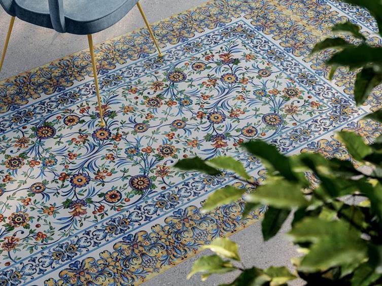 керамический ковер как яркий акцент