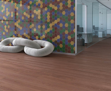 Плитка LIGNUM от Vives Ceramica (Испания) в интерьере, стиль: классический, современный