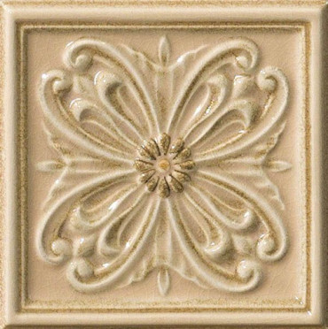 фото Декор Rialto Crema Form. Floreale Pain. 15x15  бежевый цвет, ретро, современный стиль от Vallelunga Ceramica (Италия)